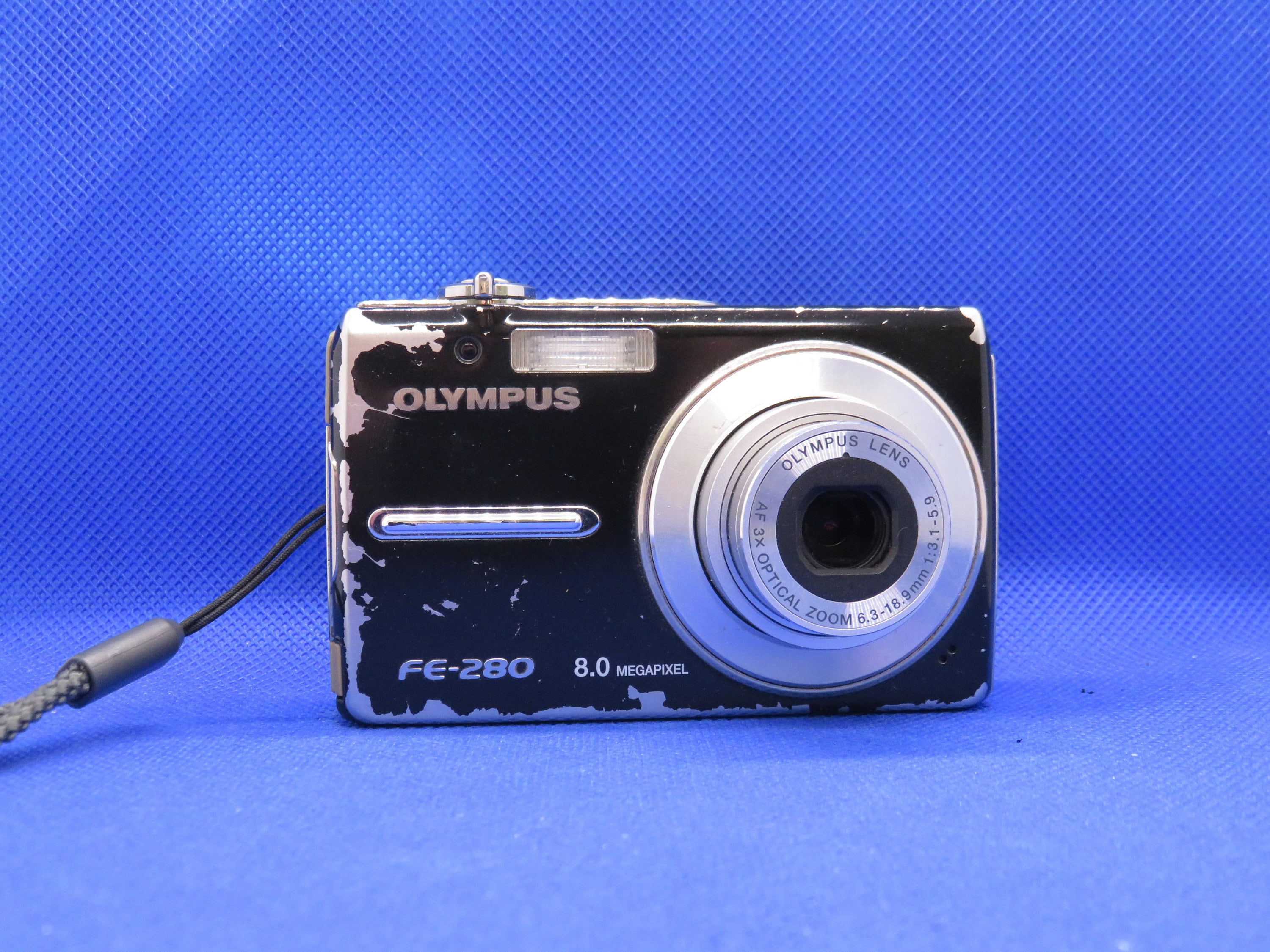 Vintage Retro Y2K Olympus Fe-280 8MP Digital Top Camera