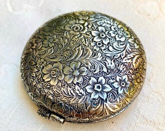 Vintage silberner Kompaktpuder mit floralem Dekor