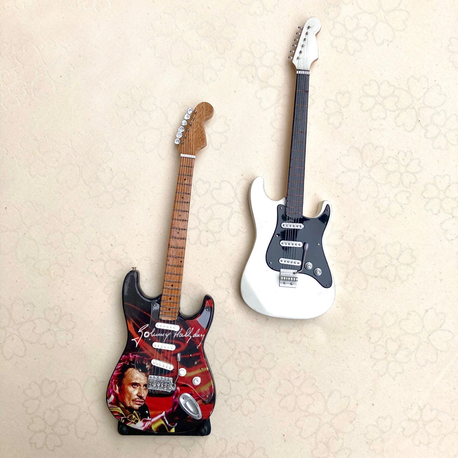 Johnny Hallyday collector's miniature guitar