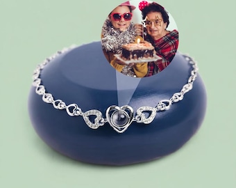 Heart Photo Projection Bracelet, Personalized Photo Chain Bracelet, Couples Memorial Keepsake, Christmas Gift Remembrance  For Friend, Mama