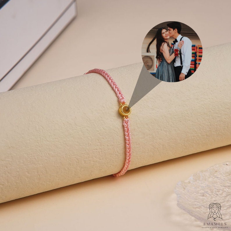 Personalized Photo Projection Bracelet, Picture Inside Bracelet, Charm Bracelet for Mom, Photo jewelry, Custom Wristband, Gift for Her/Him zdjęcie 3