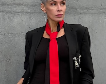 Red & Black Women's Tie: Elegant Necktie for Modern Style