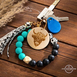 Custom Cow Printing Wristlet Keychain, Highland Cow Print Keychain with Tassel, Silicone Bead Wristlet, Gifts for Bohemian Cowgirl/Friends