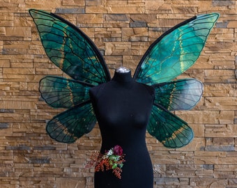 Green Iridescent Fairy Wings Costume: Cosplay Photography Prop