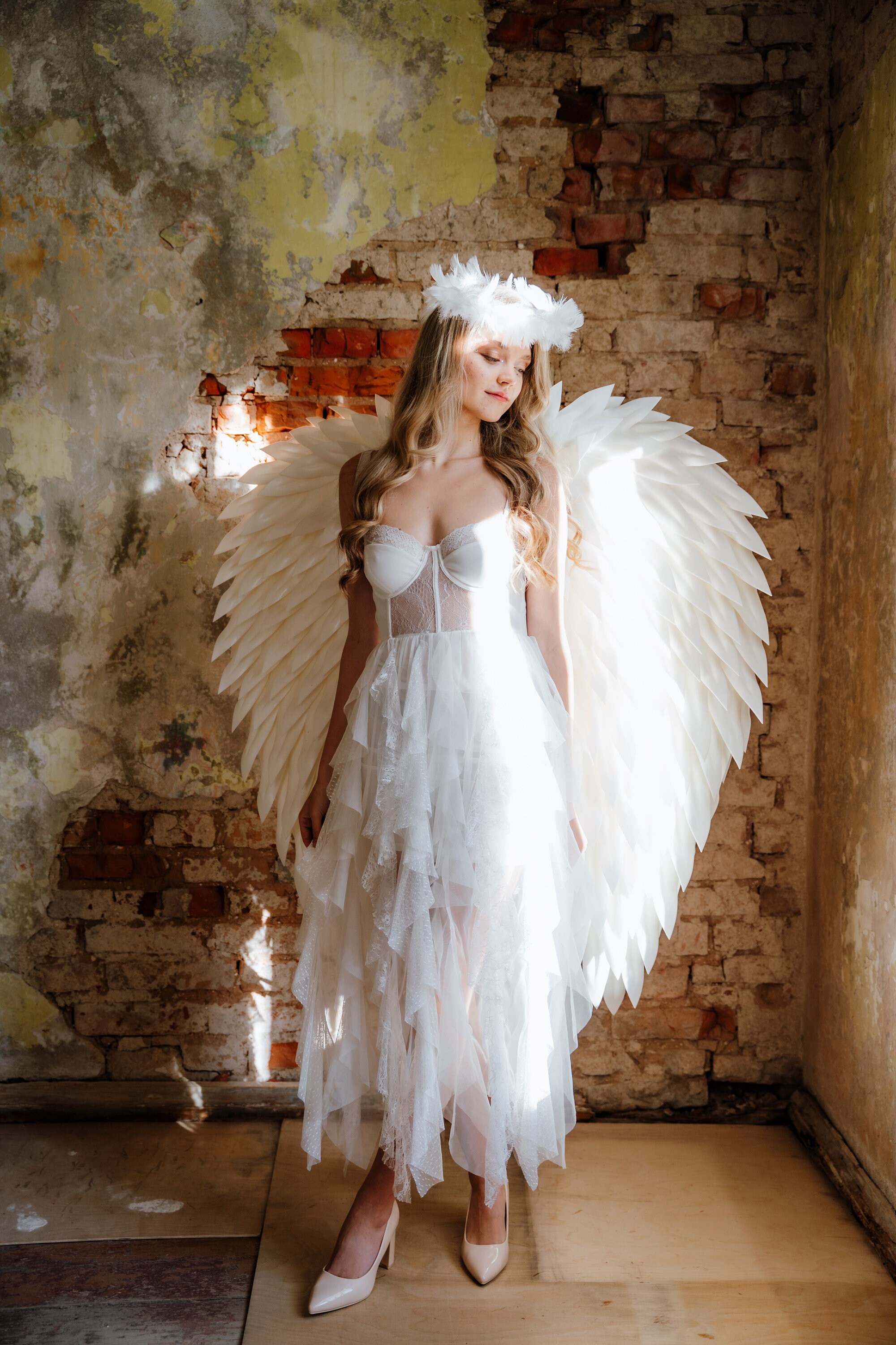 White Angel Wings Costume, Photography Prop, Moveable Wings
