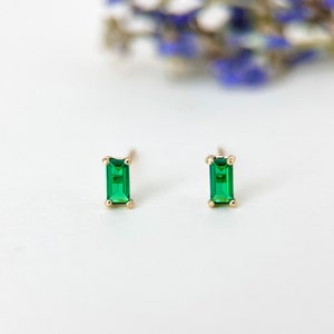 14K Solid Gold Dainty Baguette Green Emerald Stud Earrings, Simple Small Emerald Gemstone Studs, Minimalist Green Earrings, Gift for Her