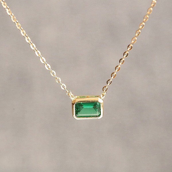 14K Solid Gold Lab Created Emerald Dainty Charm Necklace, 14K Gold Cable Chain Bezel Setting Baguette Green Gem Simple Minimalist Necklace