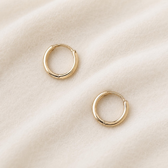 14K Solid Gold Small Hoop earring, 6m, 8mm 10mm Simple Everyday Earrings, Minimalist Tiny Huggies, Dainty Yellow Gold Earrings for Women