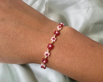 Kralen bloemenarmand, Daisy flower bracelet