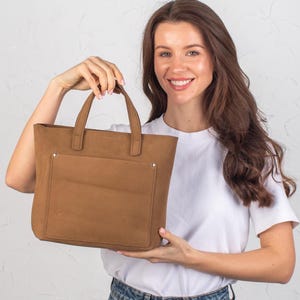 Kompakte Mini-Leder-Einkaufstasche für Damen - Crossbody mit abnehmbarem Riemen, ideal für Reisen, Verabredungen und den täglichen Gebrauch