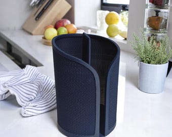FlowForm Paper Towel Holder – Modern Conceptual Design in Eco-Friendly PLA