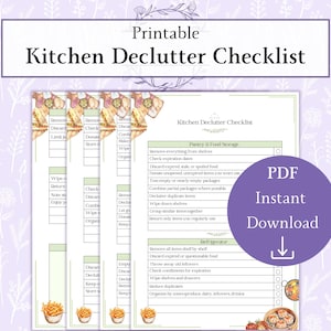 Puede incluir: Lista de verificación imprimible para ordenar la cocina con texto y un círculo púrpura que dice PDF Descarga instantánea. La lista de verificación incluye secciones para despensa y almacenamiento de alimentos, y organización del refrigerador.
