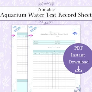 Può includere: Foglio di registrazione stampabile per i test dell'acqua dell'acquario con uno sfondo floreale viola chiaro. Il foglio include sezioni per la registrazione delle specie, dei livelli di pH e di altri parametri dell'acqua. Un cerchio viola con il testo "PDF Download istantaneo" è a destra.