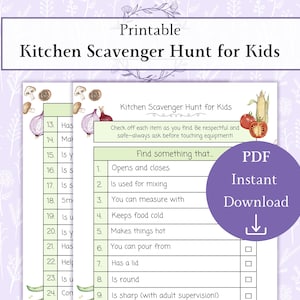 Può includere: Caccia al tesoro in cucina stampabile per bambini. L'immagine presenta una caccia al tesoro stampabile con un cerchio viola che dice "Download istantaneo PDF". Il testo include un elenco di oggetti da trovare in cucina.