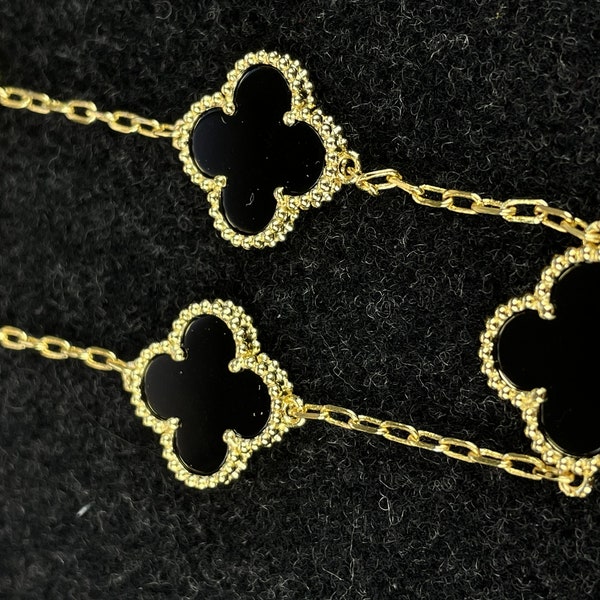 Vintage Van Cleef & Arpels 18K Gold  Bracelet | Gold Iconic 5 Motif Charm | Women's VCA Chain