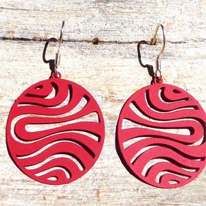 filigree earrings in red with silver hooks