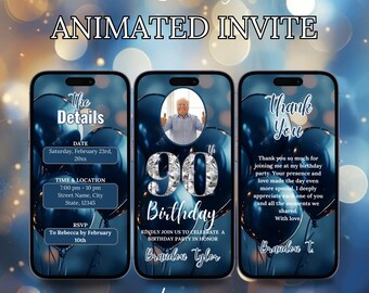 Puede incluir: Una invitación de cumpleaños animada azul y plateada para un 90 cumpleaños. La invitación presenta una foto del cumpleañero, un gran número 90 con purpurina plateada y globos azules. El texto de la invitación dice "90 cumpleaños" y "Amablemente únase a nosotros para celebrar una fiesta de cumpleaños en honor a Brandon Tyler".