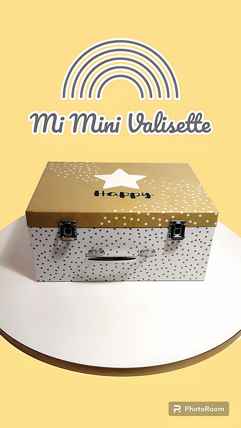 De belles valises cadeaux avec tout ce dont vous avez besoin pour accueillir le nouveau-né. miminivalisette image 7