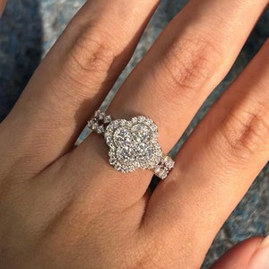 Moissanite Clover Ring - Four Leaf Ring, Pave Lucky Ring , 4 Leaf Ring with Moissanite Stones.