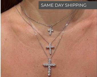 Collana con ciondolo a croce, moissanite a croce, ciondolo con moissanite, ciondolo a croce, ciondolo a croce con diamanti. Collana con croce grande, ciondolo a croce mini