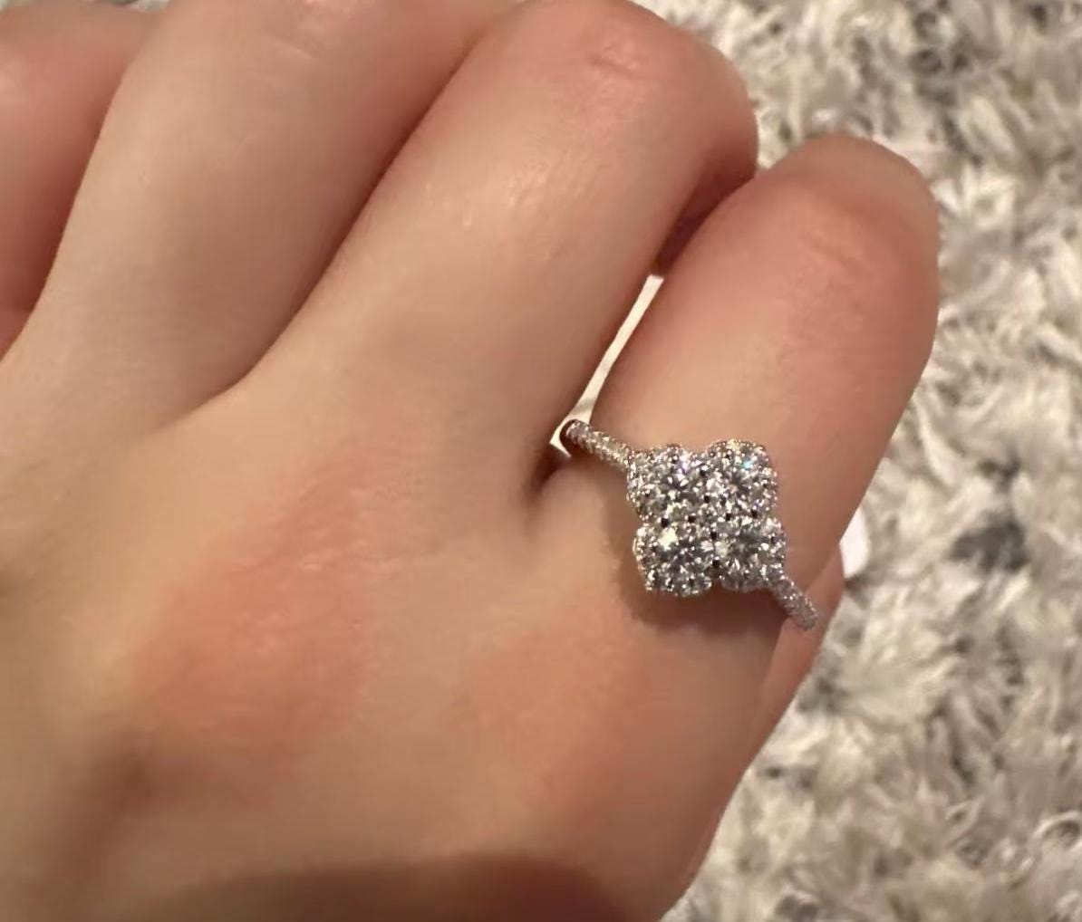 【Moissanite】Clover ring ÉCLATrou jewelry Moissanite Clover Ring: 18K White Gold Plated Sterling