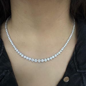Riviera Three prong Moissanite Graduated Tennis Necklace, rivera fine tennis necklace, diamond tennis necklace. 3 claws gradient necklace