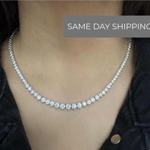 Riviera Three prong Moissanite Graduated Tennis Necklace, rivera fine tennis necklace, diamond tennis necklace. 3 claws gradient necklace