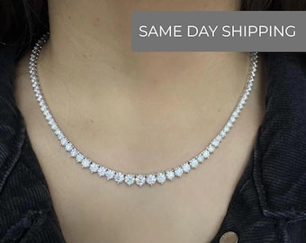 Riviera Three prong Moissanite Graduated Tennis Necklace, rivera fine tennis necklace, diamond tennis necklace. 3 claws gradient necklace