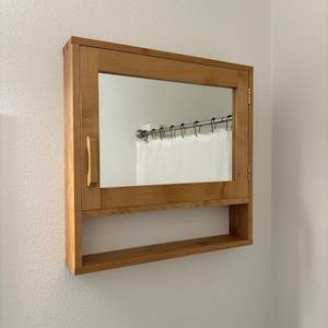 Medicine Cabinet / Rustic Alder / Mirrored Door / Handcut Dovetails / Custom Size Available / Hanging Cabinet