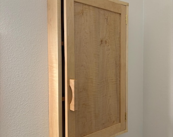 Botiquín / Madera maciza de arce / Ensambles de cola de milano hechos a mano / Tamaño personalizado disponible / Botiquín colgante