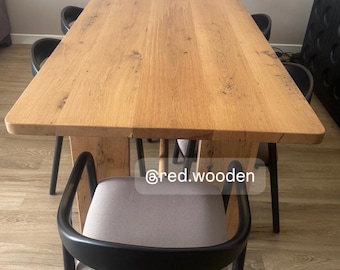 Mesa de comedor de roble