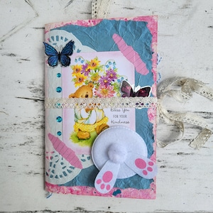 Primeiro Junk Journal de primavera do Bunny
