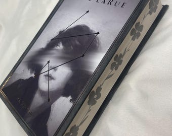 The Invisible Life of Addie LaRue by VE Schwab rebind