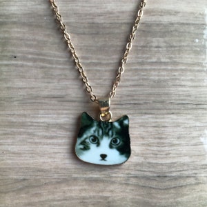Handmade Grey Cat Pendant Necklace: Gold Plated Enamel Jewelry