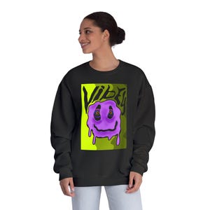 Vibin&#39; Unisex Sweatshirt | Trendy Graphic Crewneck, Casual Wear, Cozy Gift, Streetwear Style, Perfect for All Seasons