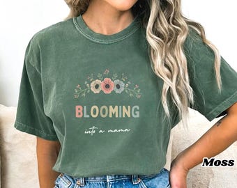 Blooming Floral Typography T-Shirt | Blooming Into a Mama Maternity Tee | Pregnancy Announcement Shirt | Floral Mom to Be Top | New Mom Gift