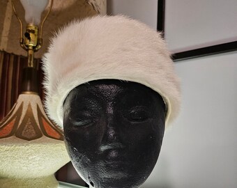 1960's Vintage Milliner Molly Entwistle  White Fur Pill Box  Hat  Woman's Mink Hat   Silk Liner Silk Top   Designer Hat