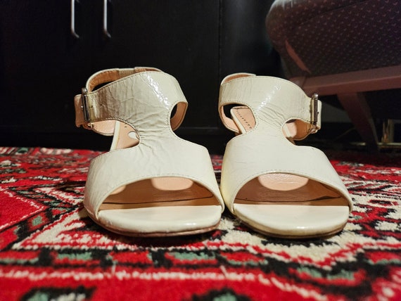 1990's Woman's Funky Portia Ivory Heels Wood Heel… - image 2