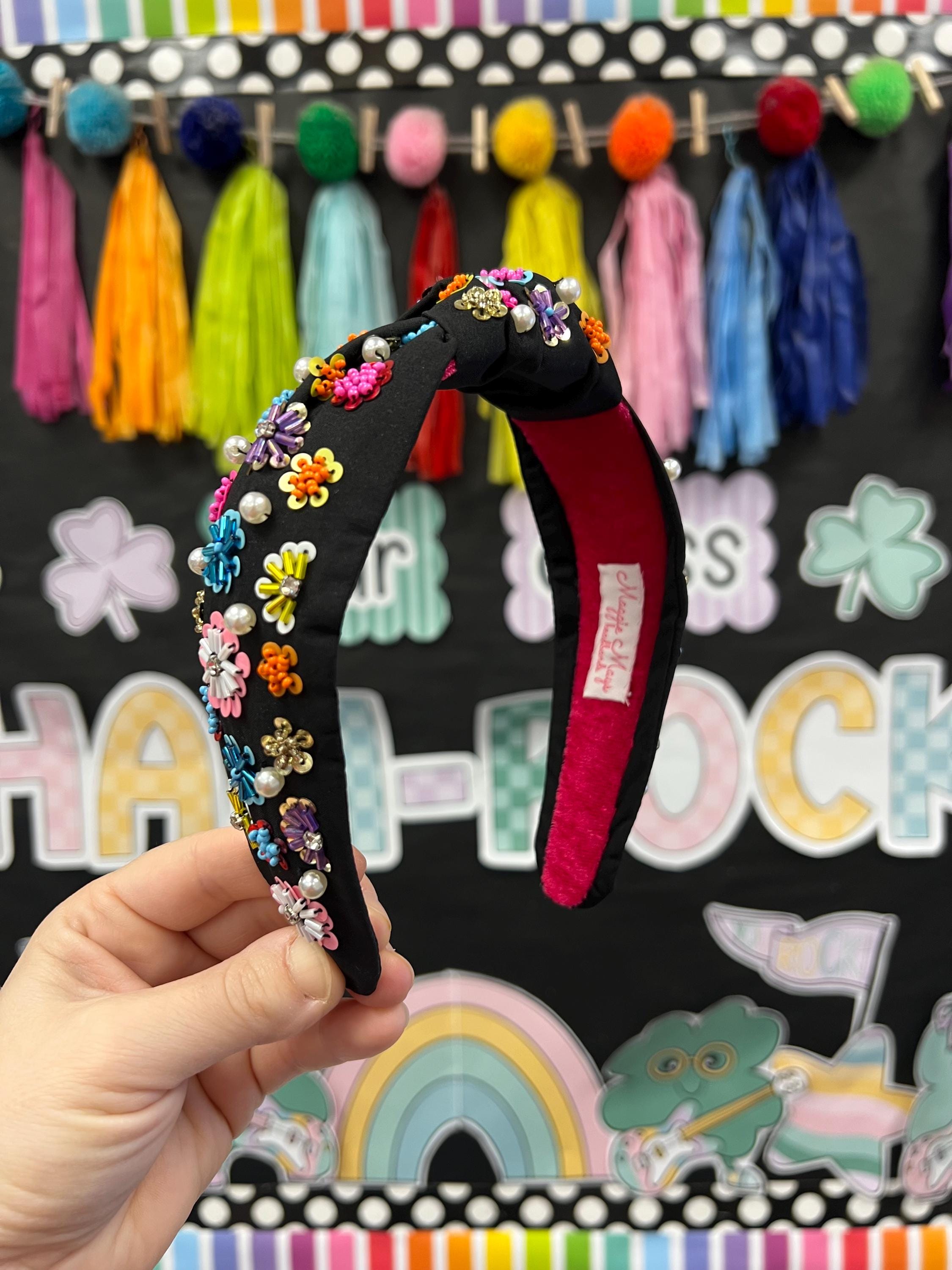 Black Colorful Flower Pattern Hand Beaded Fashion Headband  display picture 1