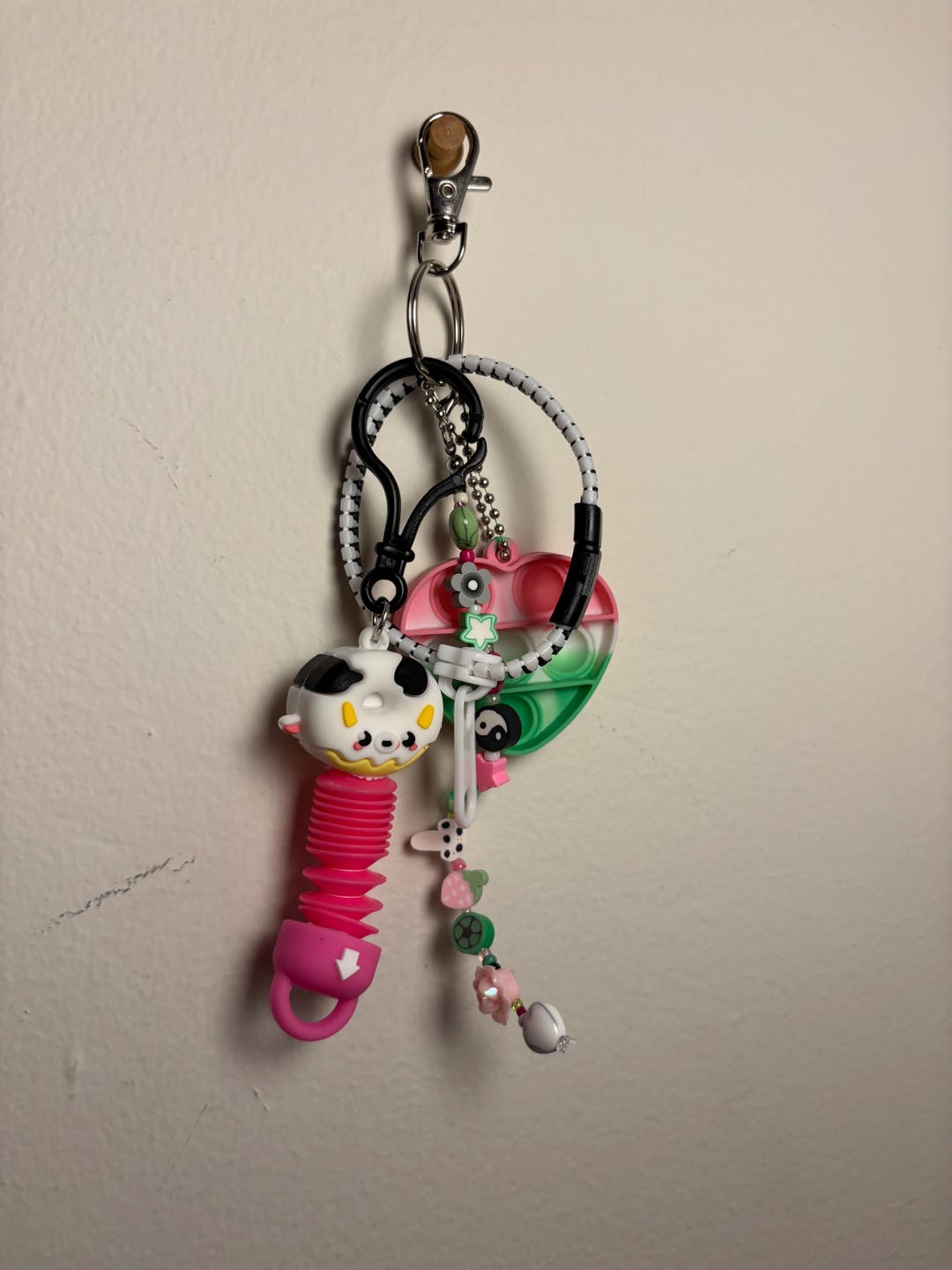 Strawberry Cow Fidget Keychain, Handmade, Fidget Toy, Keychain, Beaded ...
