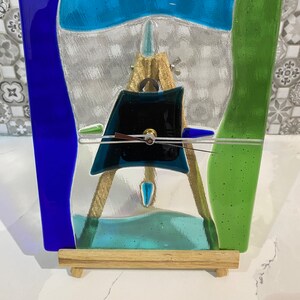 Fusing Glass Wanduhr: Signiertes Kunstglas, Einzigartiger Stil