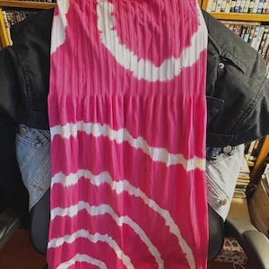 Women&#39;s Pink and White Maxi Skirt