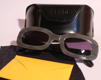 Fendi Vintage 2000 display picture 1