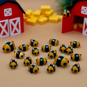 3D Printed Queen Bee Fidget Toy, Cute 3D Print Mini Gold and Black Honey Bee sensory aid, Birthday gift idea, Party Favor