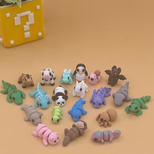 There is a wide variety of models including various animals, dinosaurs, aliens, dragons, unicorns, and other creatures.