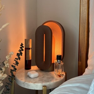 Modern Table Lamp with Dimmable Light, Mid Century Lamp, Minimalist Lamp for Home and Office, Bedside Lamp, Mood Lighting, Accent Lighting