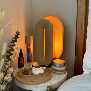 Modern Bedside lamp with dimmable light
