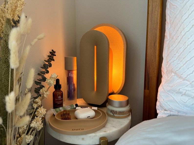 Modern Bedside lamp with dimmable light