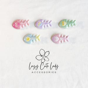 Glossy Pastel Fish Bone Hair Clips – Cute Kawaii Style Barrettes with Heart Details