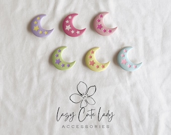 Pinzas para el cabello con diseño de luna y estrellas: sueños celestiales pastel para cada día. Pinzas para el cabello lindas. Un regalo para ella.